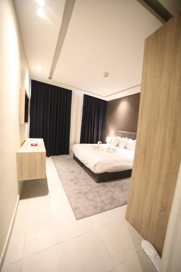 فندق صحارى الخليج Sahara Gulf Hotel Apartments Amman Exterior foto