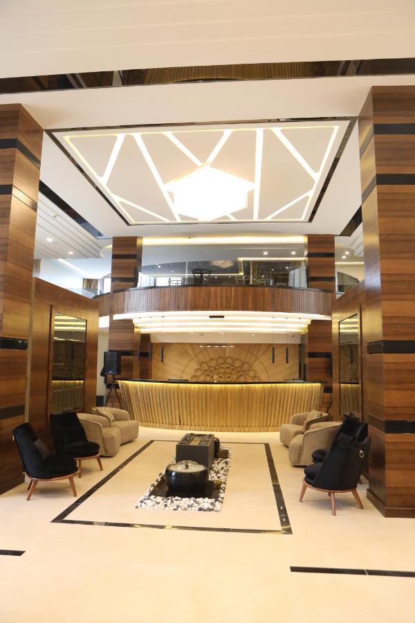 فندق صحارى الخليج Sahara Gulf Hotel Apartments Amman Exterior foto