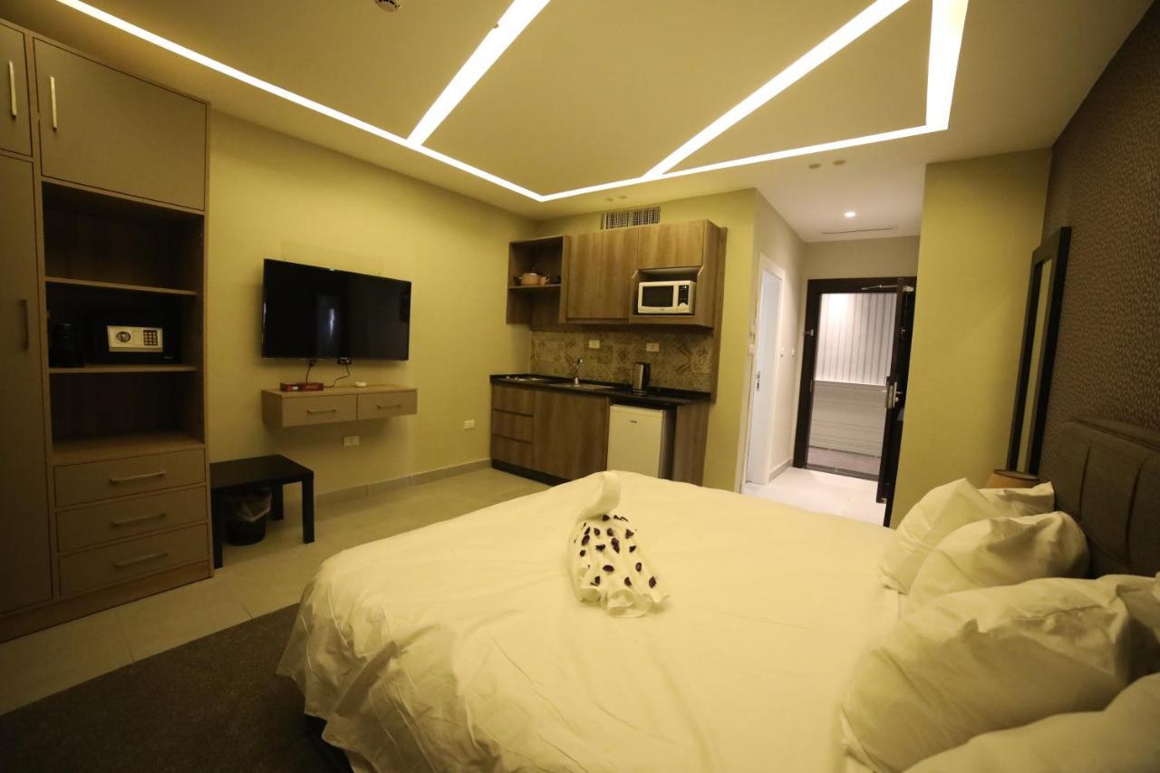 فندق صحارى الخليج Sahara Gulf Hotel Apartments Amman Exterior foto